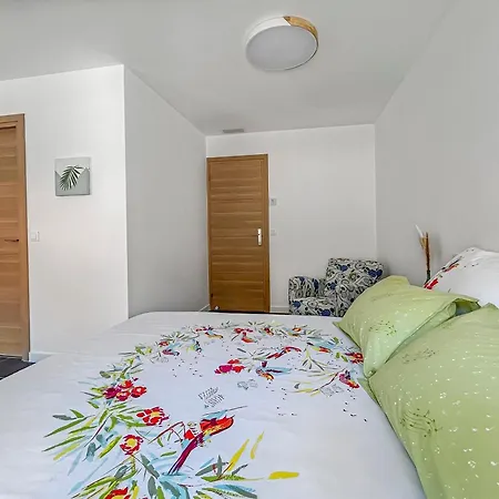 Apartamento Cosy Et Lumineux Au Coeur De Cogolin
